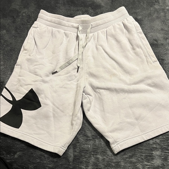 Under Armour Men's Athletic Shorts in White and Black - Picture 1 of 5